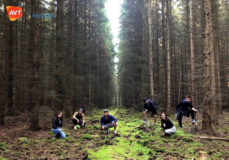 Các bạn học viên AVT thăm rừng đen nổi tiếng ở Đức