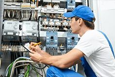 Kiểm tra hệ thống thiết bị