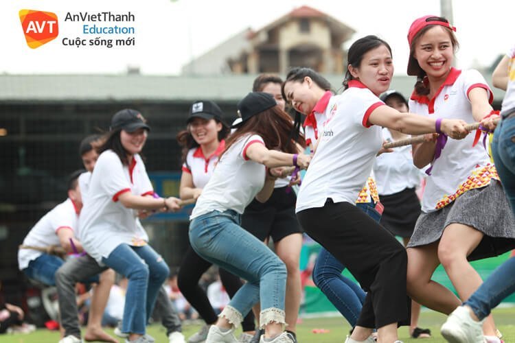 AVT Education - Hội thao thường niên - trò chơi kéo co