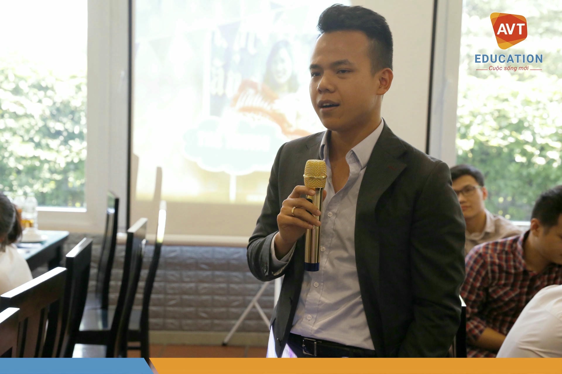 avt sinh nhat thang 9