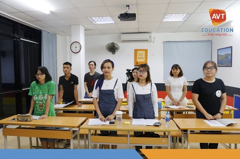 Lớp học tiếng Hàn K73 ở AVT có 12 học viên