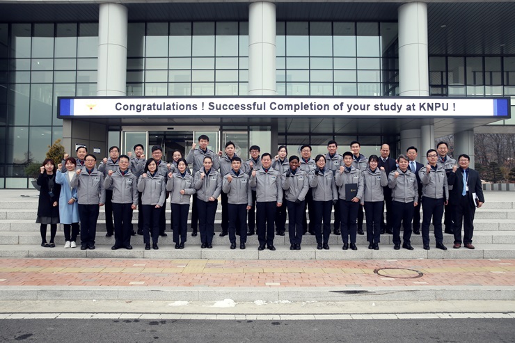 Sinh viên Đại học cảnh sát quốc gia Hàn Quốc hoàn thành chương trình trao đổi học tập