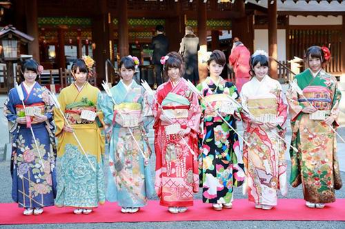 Kimono thường được sử dụng trong các lễ hội truyền thống Nhật Bản