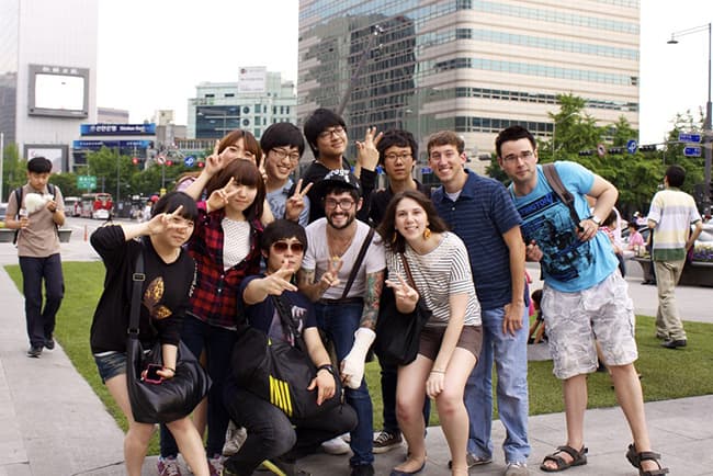 Sinh viên quốc tế theo học tại Hàn Quốc
