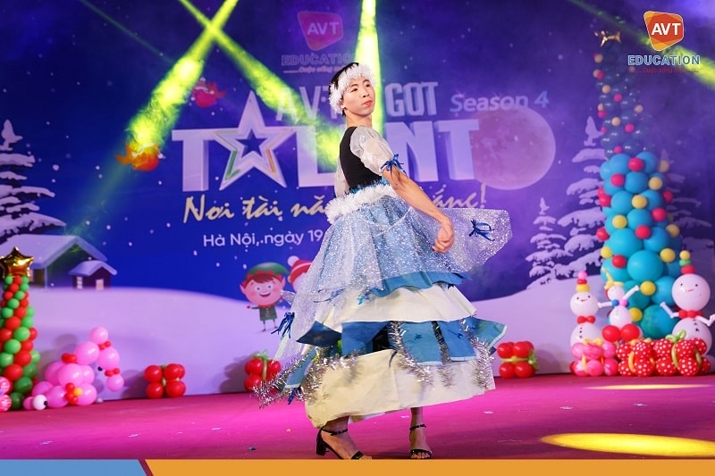 Elsa hạ phàm Elsa hạ phàm