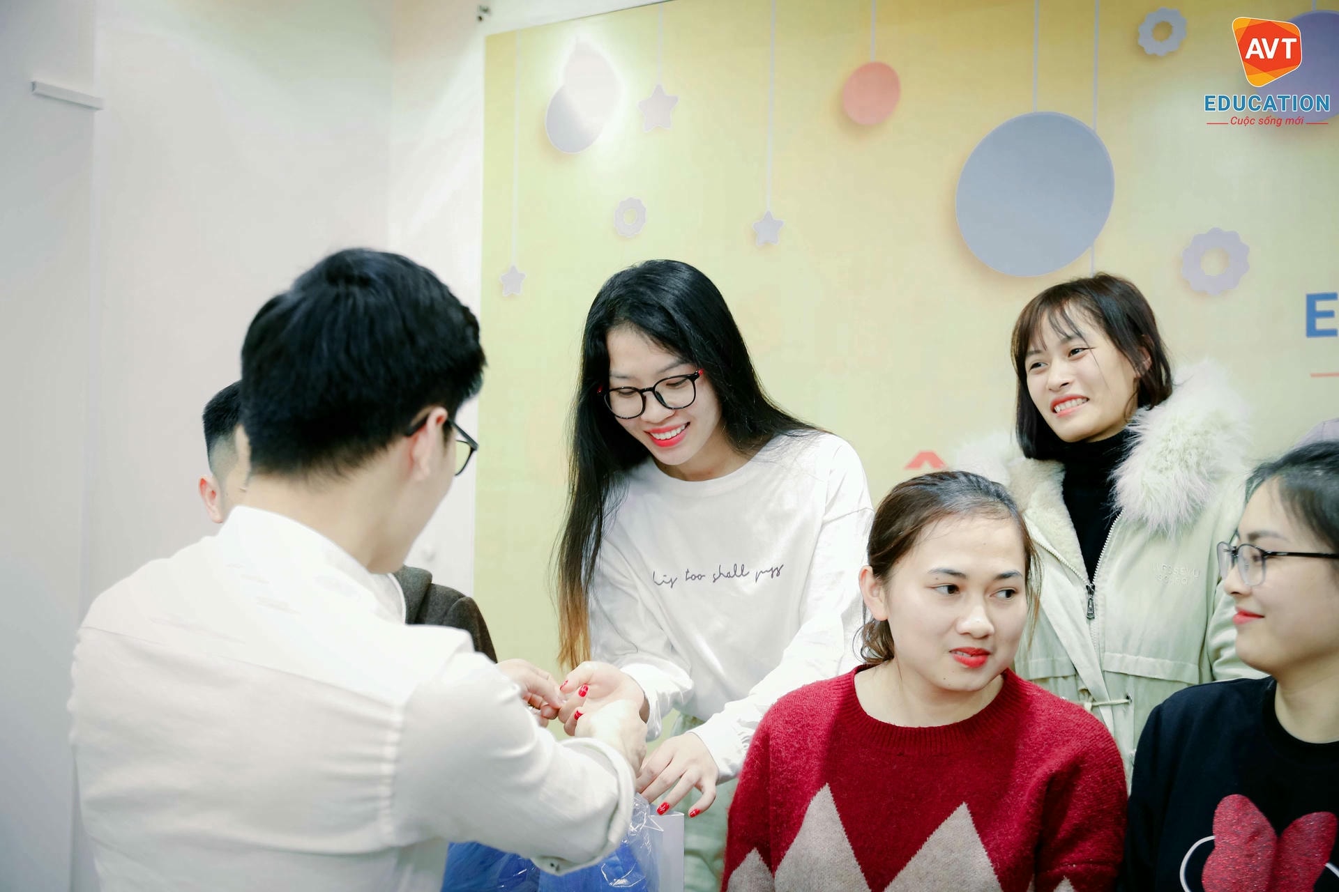 Nụ cười luôn nở trên môi các học viên Nụ cười luôn nở trên môi các học viên