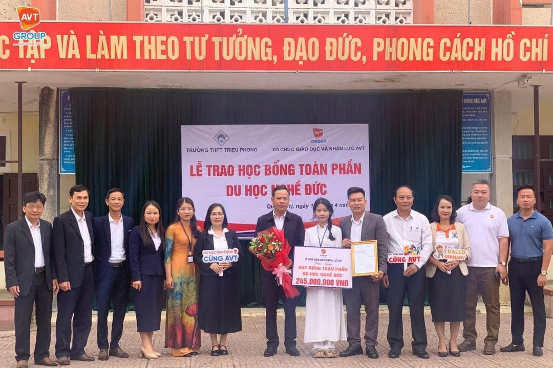 AVT Group trao học bổng du học nghề Đức 100% cho em Đoàn Linh Nhi – Quảng Trị: Gieo hy vọng, tiếp sức cho người trẻ dám ước mơ 4 trao-hoc-bong