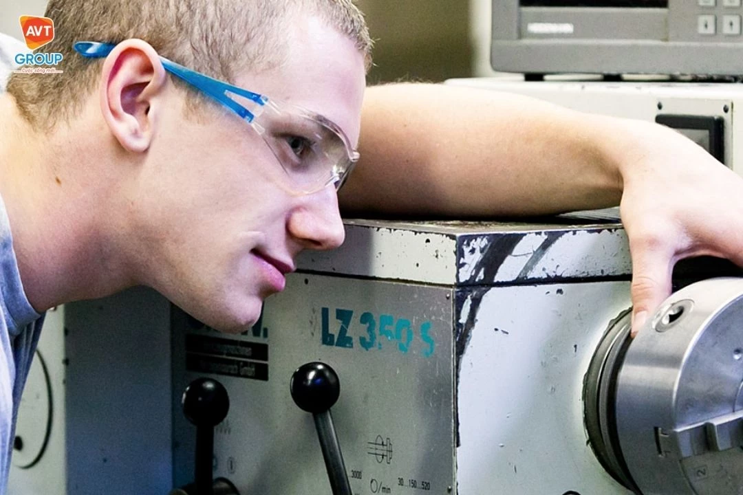 Các ngành du học nghề đức 7 Co Khi