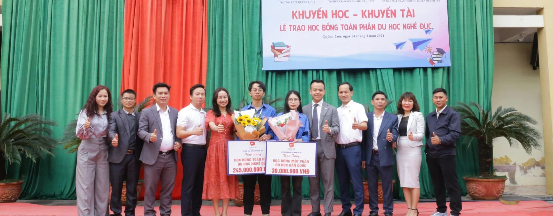 trao-học-bổng