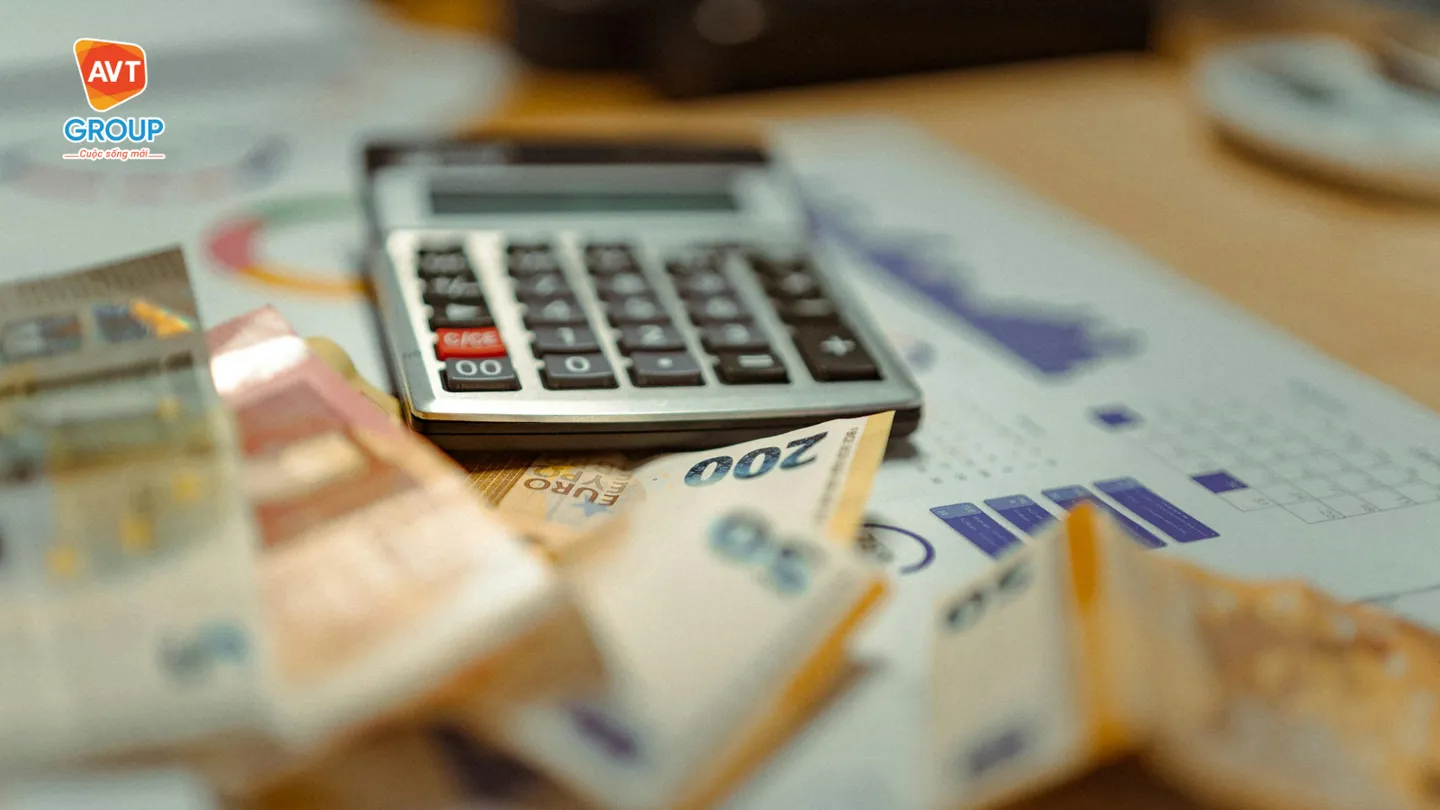 chi-phi-du-hoc-nghe-duc