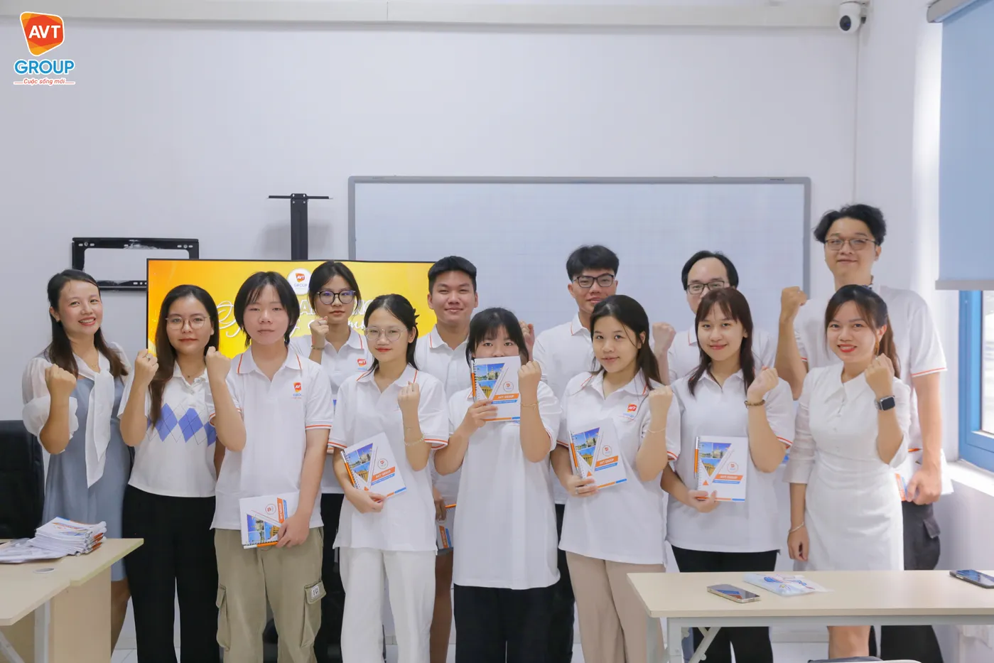AVT Chính Thức Áp Dụng Quy Trình Đào Tạo Và Ôn Thi B2 Miễn Phí Cho Học Viên 3 lop-on-b2