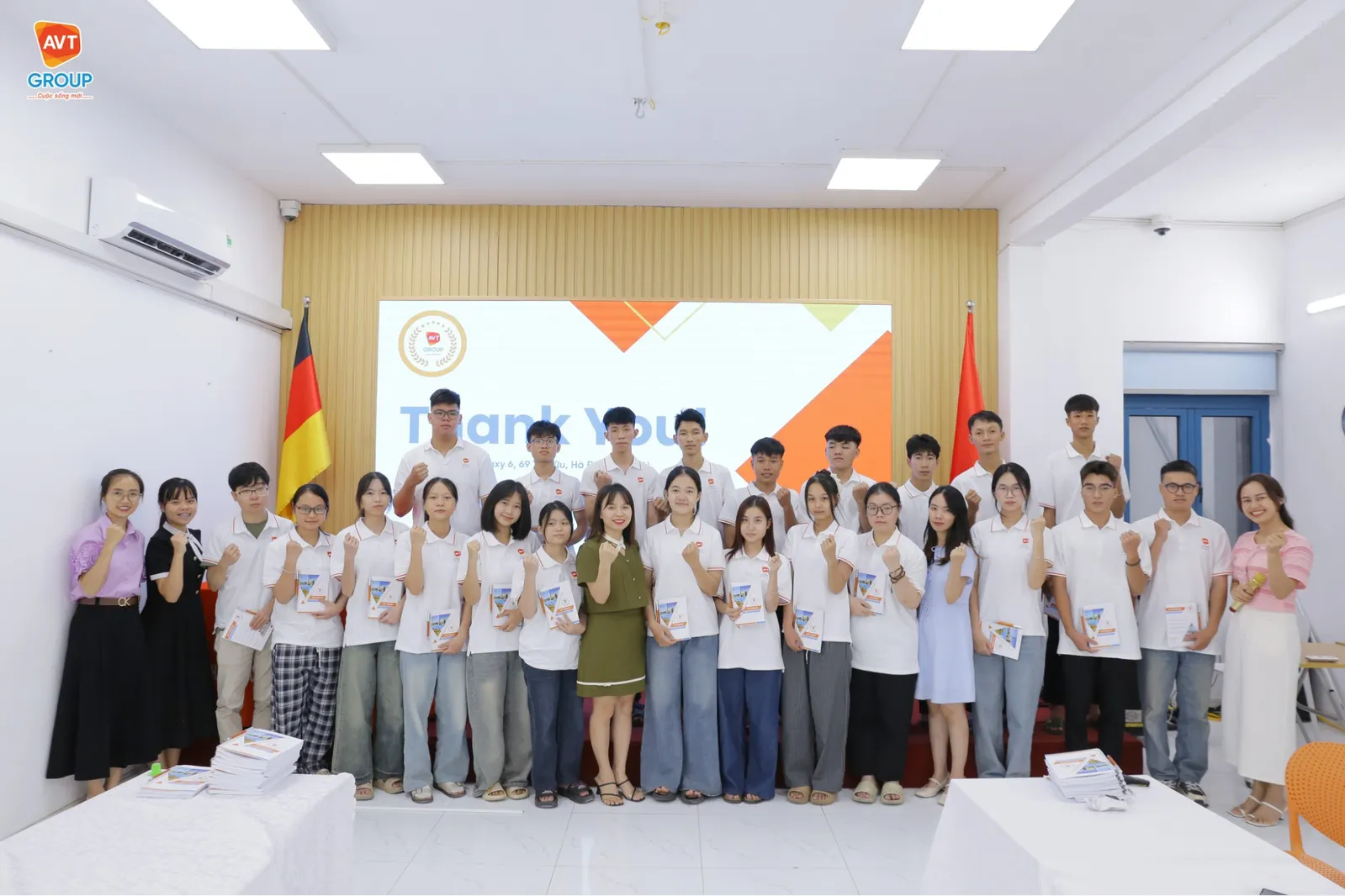 AVT Group tổ chức lớp hướng nghiệp – Bước đệm vững chắc cho hành trình du học nghề Đức 2 lop-huong-nghiep