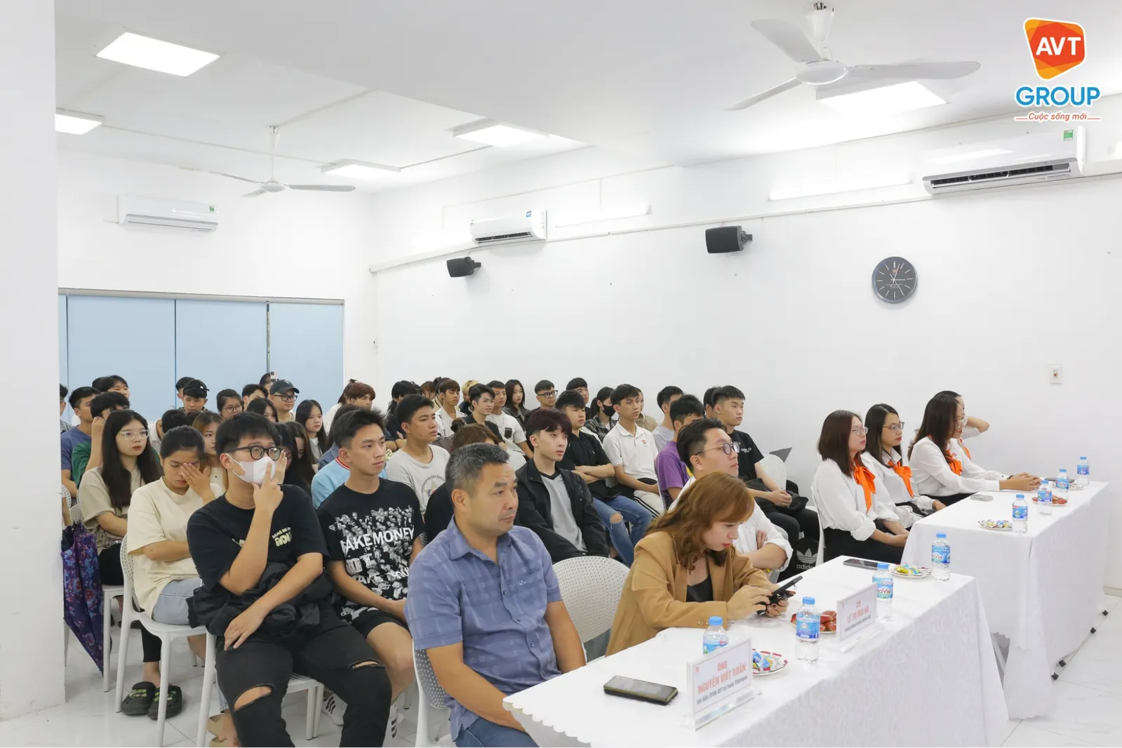 AVT Group tổ chức lớp hướng nghiệp – Bước đệm vững chắc cho hành trình du học nghề Đức 3 lop-huong-nghiep