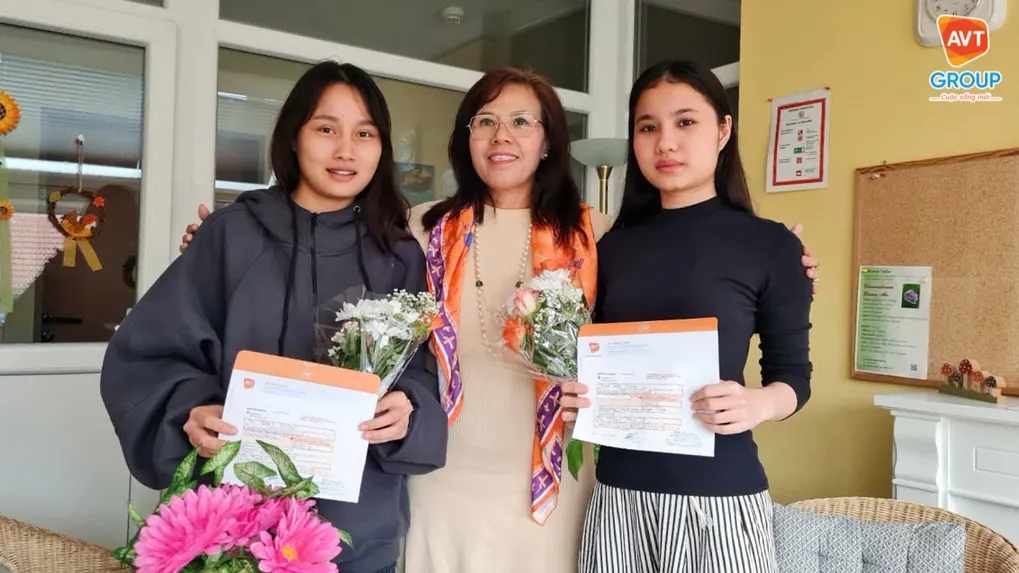 dai-dien-tuyen-sinh-1